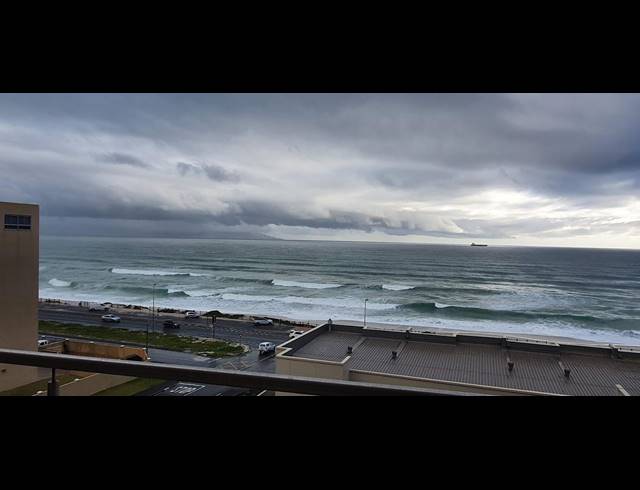2 BEDROOM APARTMENT TO LET IN BLOUBERGRANT